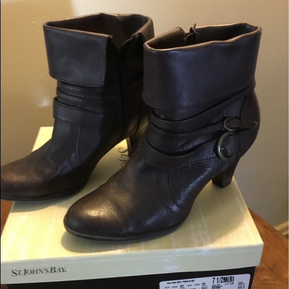 St. John’s Bay Leather Cuffed Brown Ankle Boots
